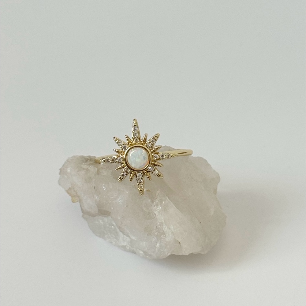 Ama Ring